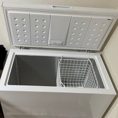 アイリスオーヤマの冷凍ストッカー198lの画像