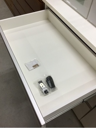 ●販売終了●ニトリ　食器棚　中古品