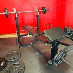 ブレス、懸垂、パンチングマシン等まとめてお願いします。の画像