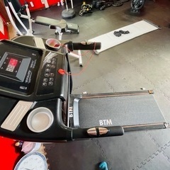 ブレス、懸垂、パンチングマシン等まとめてお願いします。の画像