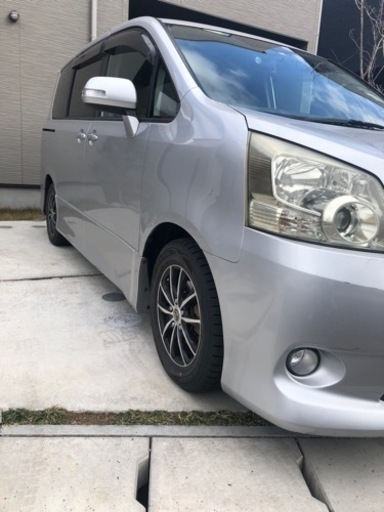 ★195/65/R15 スタッドレスタイヤ★ノア70系用