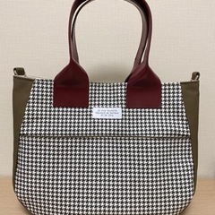 ハンドメイド 前ポケット付き丸いトートバッグ　千鳥格子