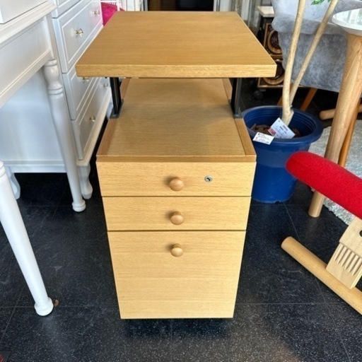 美品‼︎カリモクKarimoku⭐︎デスクワゴン