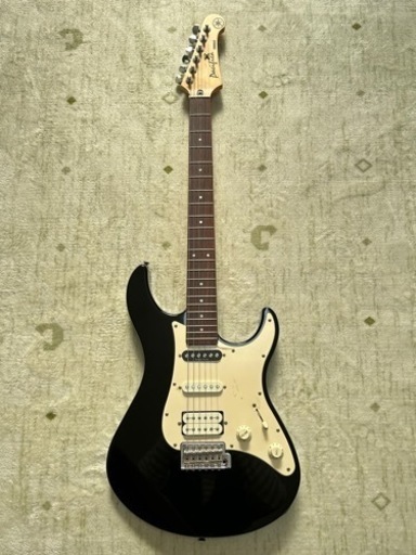 弦楽器、ギター Yamaha pacifica 112