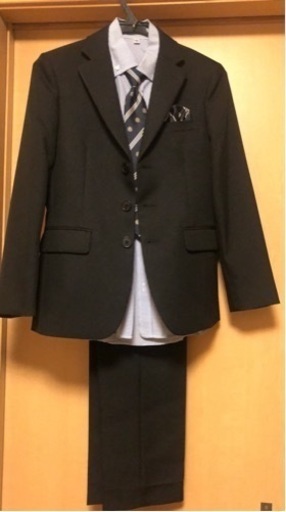 子供服　美品　OLIVER HOUSE 男の子スーツ、卒業式、入学式に