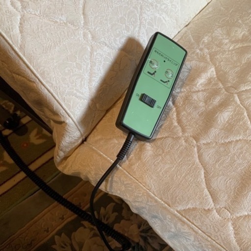 【値下げしました！】北海道  帯広  電動リクライニングベッド  折り畳み  アイリスオーヤマ   電動  リクライニング  介護ベッ