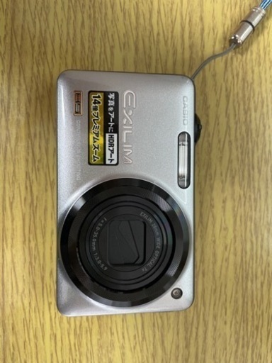 ★超美品★カシオ　EXILIM EX-ZR10 三脚付きセット★