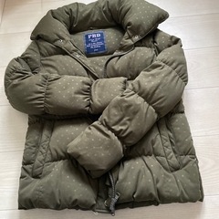 ダウンジャケット　カーキの画像