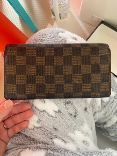 ルイヴィトンの財布とキーケース