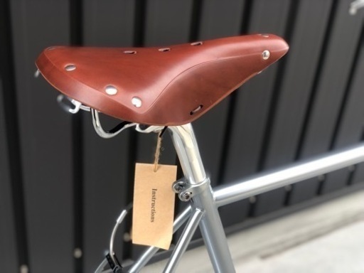 新車☆北欧スウェーデンの家具ブランドinnovator　CONCEPT1　本革サドル　レトロ