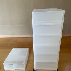 ＜商談中＞プラスチックケース１小間物入れにどうでしょうか。