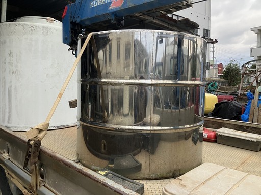 ステンレスタンク　１ｔ