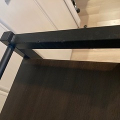 パソコンデスクの画像