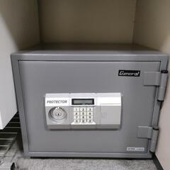 耐火金庫　小型