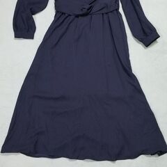 紺ワンピース