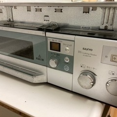 ビルトインIHコンロ　3口の画像