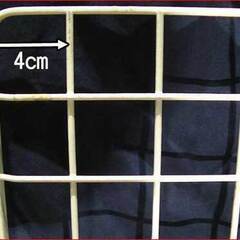 【購入者・決定】２８ｘ１２０センチ　業務用　頑丈なネット （スチール製）・細長方形タイプ　【廃業雑貨店の備品処分】の画像