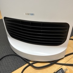 ファンヒーター　アイリスオーヤマの画像