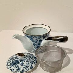 【急須】和柄 小柄 小鳥の蓋が可愛い 茶こし付きの画像