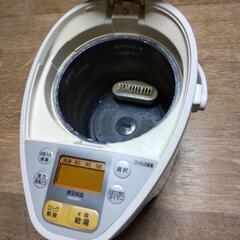 投稿番号761  電気ポット  魔法瓶の画像