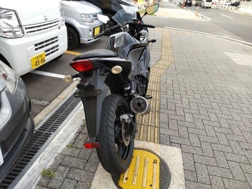 ２月１５日まで限定価格！カワサキ　Ｎｉｎｊａ　２５０Ｒ　Ｆタイヤ・バッテリー新品・ヘルメットホルダ付き