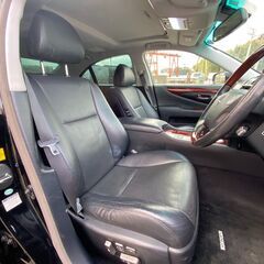 自社ローンあり！ガソリン１００リットルプレゼント🌟走行５万キロ代！本革★レクサス★LS460★バージョンS★4600cc★5人乗り★の画像