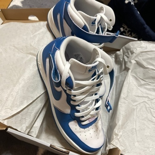 スニーカー NIKE  WMNS AIR FORCE  1 07MID