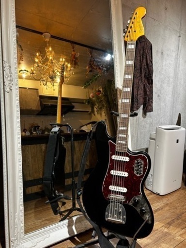 弦楽器、ギター Classic Vibe Bass VI Black