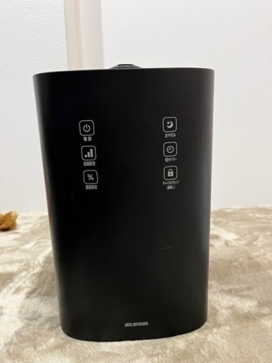 値下げ中、ハイブリッド式加湿器  アイリスオーヤマ 上から給水　UHK-500