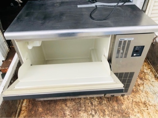 7KM以内配送無料　2019年式　大和冷機工業 チップアイス製氷機 DRI-120LC2-70 ダイワ 業務用 業務用製氷機