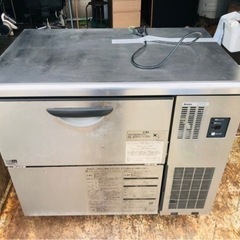 7KM以内配送無料　2019年式　大和冷機工業 チップアイス製氷...