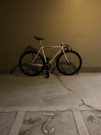 ピストバイク　カーテルバイク　19日にリサイクルショップで売るので19日には消します