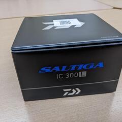 （新品未使用）ダイワ　21ソルティガIC 300L　/ ベイトリール カウンター付  左巻

の画像