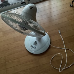 扇風機　首固定部折れ