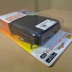 美品　未使用品　New3DSLL用セミハードポーチ ゲオ　ブラック　収納ポーチ　ゲームカード8枚収納　の画像