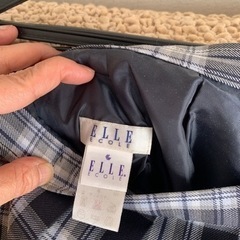 【差し上げます】  ELLE プリーツスカートの画像
