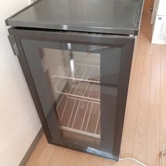 ワインセラー　東芝OEM無印良品　M-W70A　15本　（夏は安心＆消費電力少ない）コンプレッサー式　の画像