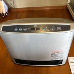 ガスファンヒーター