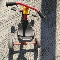 三輪車の画像