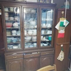 【羽曳野市河原城】食器棚差し上げます