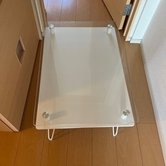 本日限定 ガラステーブル