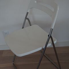IKEA 折りたたみイス + クッション 4セット　椅子：NIS...