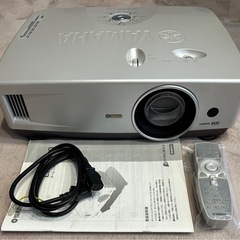 プロジェクター (ヤマハ製)LPX−510