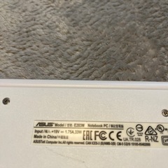 asus ノートパソコンの画像