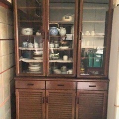 (2月中)食器棚　お持ち帰りできる方