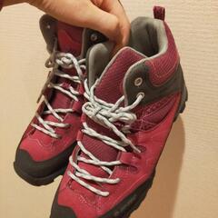 登山靴　レディース　シューズ