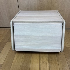 スタッキングボックス