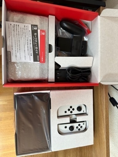 ニンテンドーSWITCH 有機EL 白　2023/1/19購入　本体