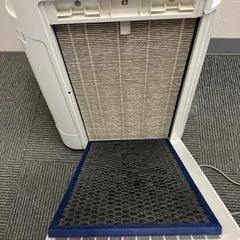 【取引中】シャープ 加湿空気清浄機 プラズマクラスターの画像