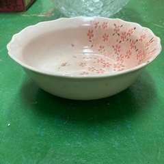 ボール、中皿、小皿　まとめて、500円の画像